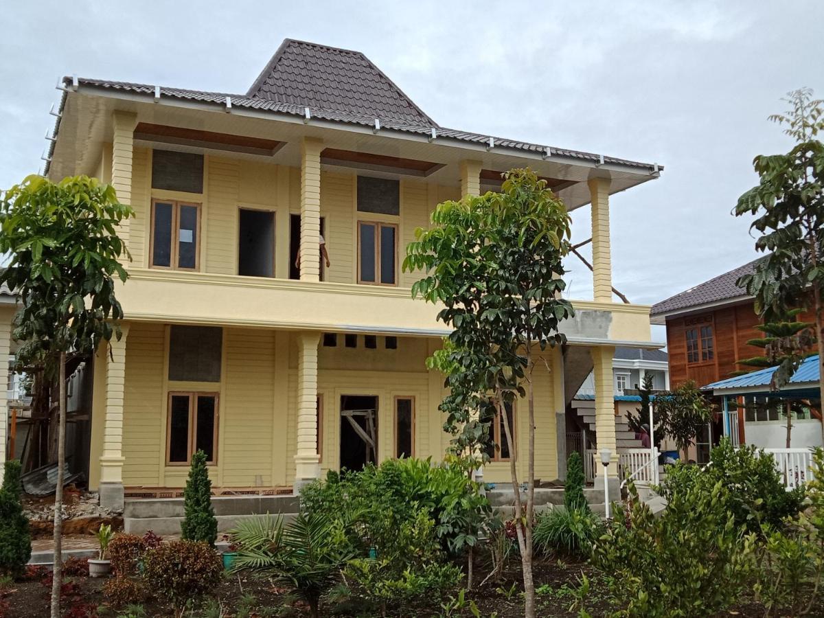 Noah Hotel Silangit Siborongborong Exterior photo